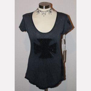 Black Tee